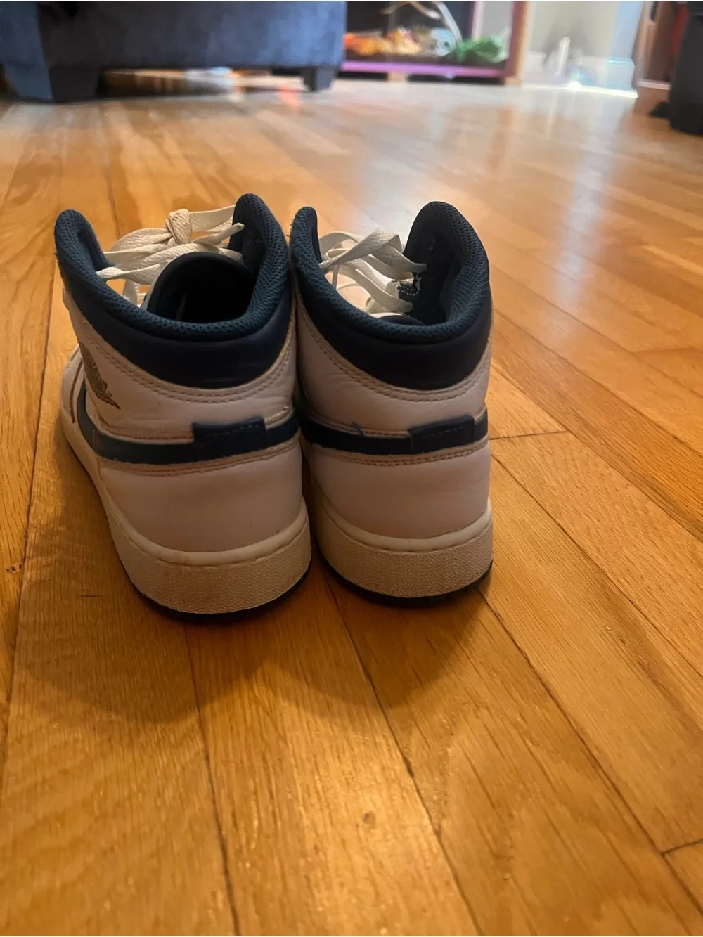 Jordan Kids' White and Navy High-Top Sneakers Size 5.5
